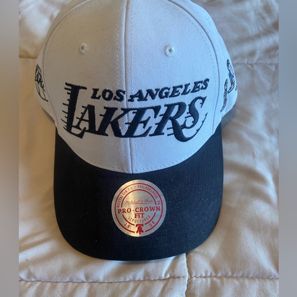 Lakers Hat.